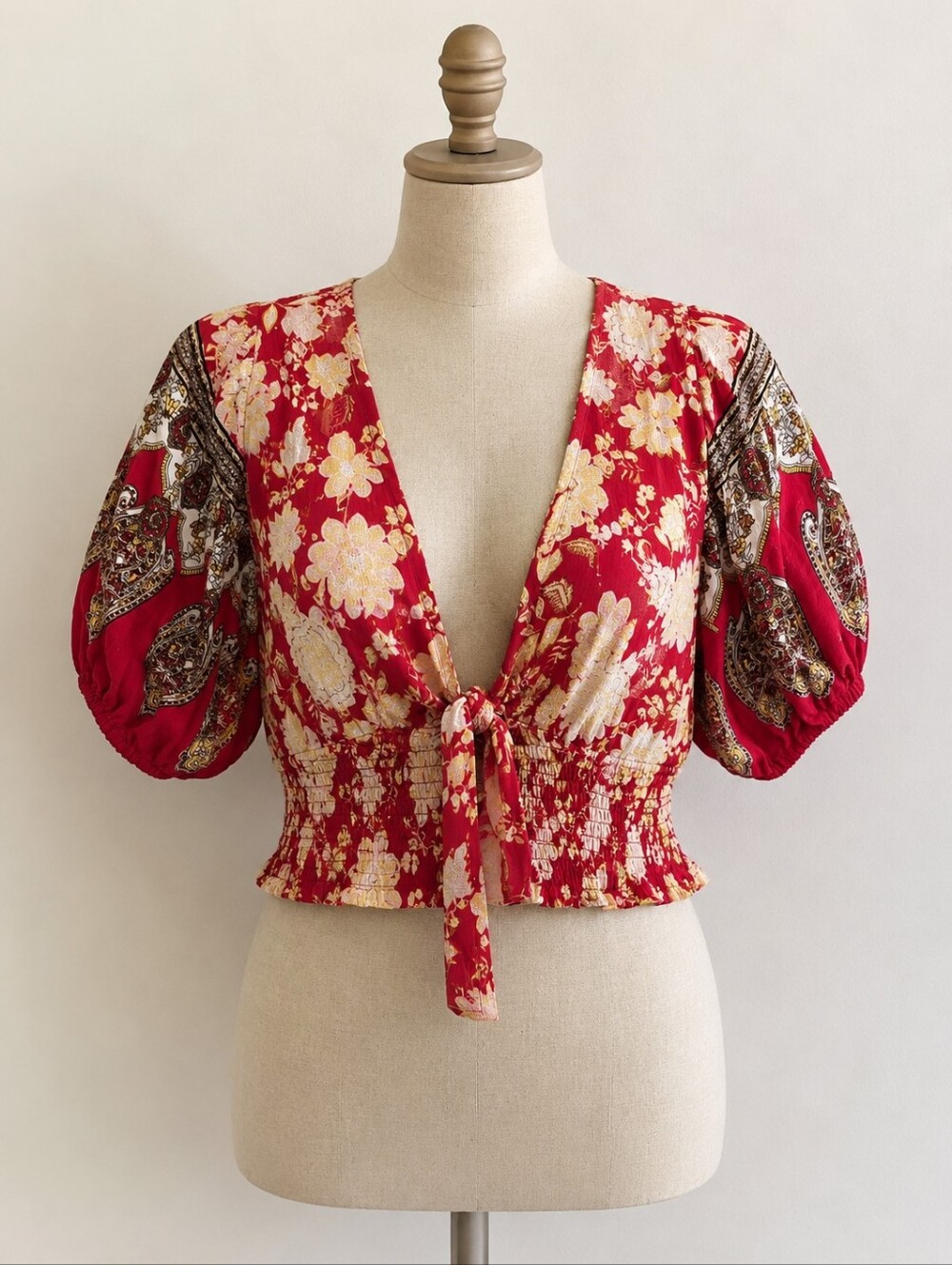 B.O.G Collective Red Floral Paisley Tie Front Smocked Crop Top Size XL